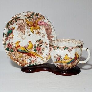 Royal Crown Derby Teacup and Saucer Olde Avesbury Birds Vintage